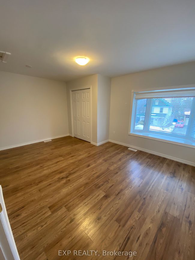 612 Romaine St, House other with 10 bedrooms, 5 bathrooms and 4 parking in Peterborough ON | Image 16