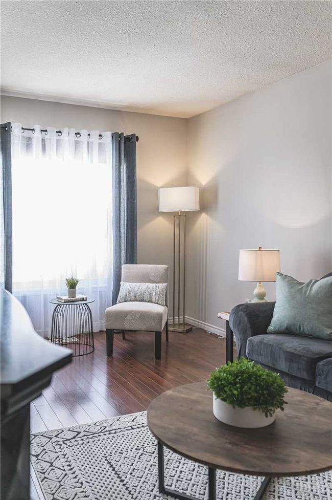 9 Crawford Cres, House attached with 3 bedrooms, 2 bathrooms and 3 parking in Cambridge ON | Image 26