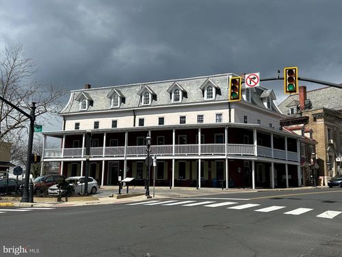 10 N Main St, DOYLESTOWN, PA, 18901-4383 | Card Image