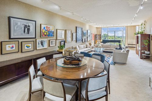 apt-705-121 N Post Oak Ln, Houston, TX, 77024-7711 | Card Image