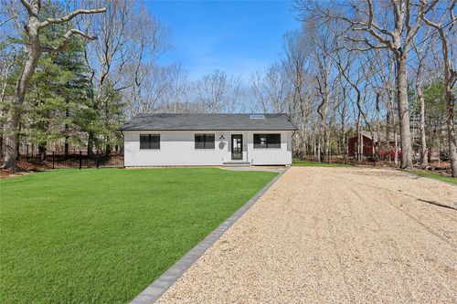 58 Hampton Ct, Bridgehampton, NY, 11932-4124 | Card Image