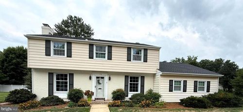 170 Crescent Dr, DOVER, DE, 19904-4330 | Card Image