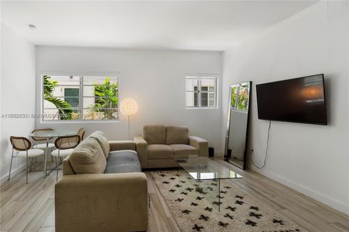 108-1560 Meridian Ave, Miami Beach, FL, 33139-3484 | Card Image