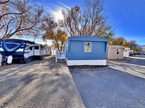 220 Mount View Ln, Colorado Springs, CO, 80907-4453 | Card Image