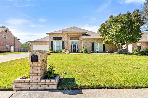 26 Oak Alley Blvd, Marrero, LA, 70072-5053 | Card Image