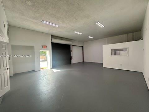 Commercial Lease in Hollywood 5