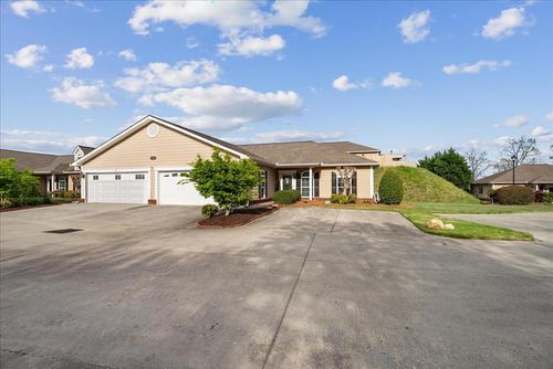 unit-239-1896 Summit House Dr, DALTON, GA, 30721-0348 | Card Image
