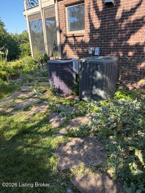 60 Osage Trail, Louisville, KY, 40245 | Card Image