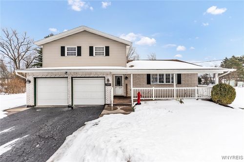 594 Lake Avenue, Lancaster, NY, 14086 | Card Image