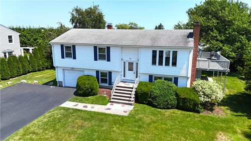 33 Glendale Rd, Narragansett, RI, 02882-5026 | Card Image