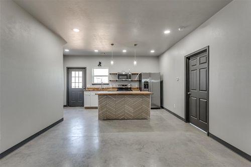 109-12571 Us Highway 77, Slaughterville, OK, 73051-1069 | Card Image