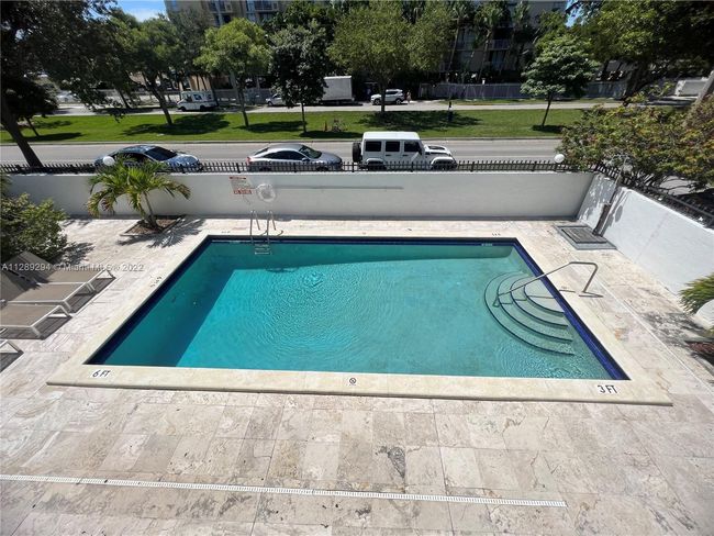 APT-302 - 2345 Ne 135 Th St, Condo with 1 bedrooms, 1 bathrooms and null parking in North Miami FL | Image 15