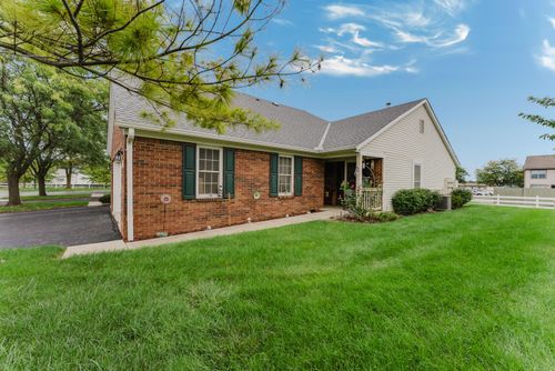 1010 Acorn Bay Dr, Galloway, OH, 43119-8505 | Card Image