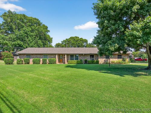 1435 Lariat Dr, Bartlesville, OK, 74006-5316 | Card Image