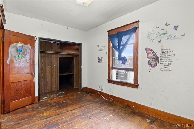 1319 Electric Ave, Home with 6 bedrooms, 2 bathrooms and null parking in Lackawanna NY | Image 11