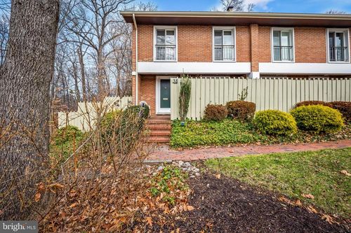 38 Bouton Green Ct, BALTIMORE, MD, 21210-1503 | Card Image