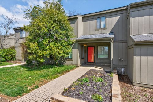 51-500 Laketower Dr, Lexington, KY, 40502-2677 | Card Image