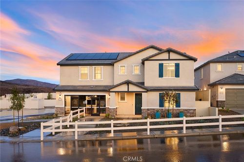 3992 Hudson Ln, Lake Elsinore, CA, 92530-7615 | Card Image