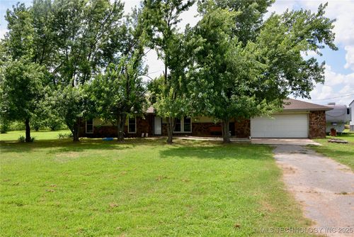 27855 170 Rd, Henryetta, OK, 74437-1425 | Card Image