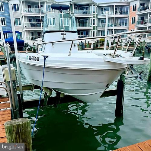 104-6321 Captains Ln, CHINCOTEAGUE ISLAND, VA, 23336-3312 | Card Image