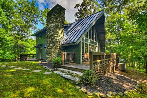 685 Cross Creek Rd, Mineral Bluff, GA, 30559-8785 | Card Image