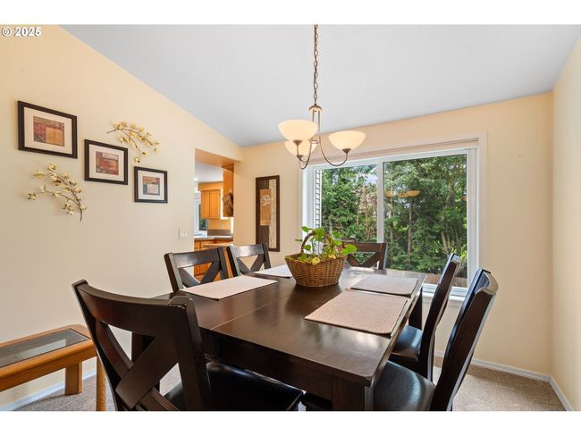 3010 Sw Phyllis Dr, House other with 4 bedrooms, 3 bathrooms and 3 parking in Gresham OR | Image 6