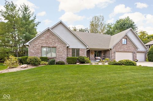 647 Peach Tree Lane, Danville, IN, 46122 | Card Image