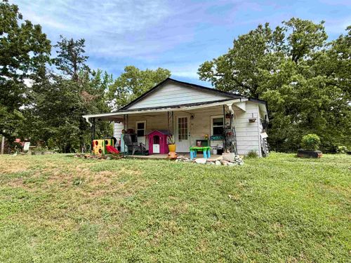 701 Circle Hill Dr, Selmer, TN, 38375-1259 | Card Image
