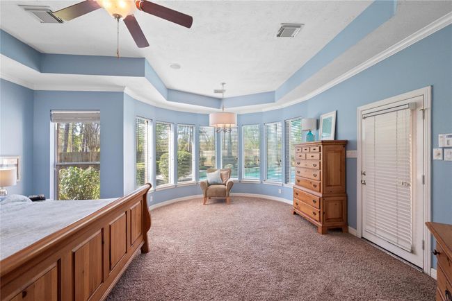 9519 Woodcliff Lake Dr, House other with 5 bedrooms, 5 bathrooms and 4 parking in Spring TX | Image 17