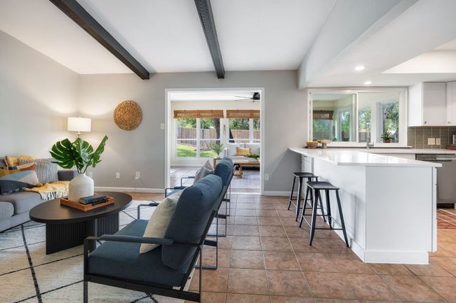 Living/Kitchen/Sunroom for flexible living | Image 17