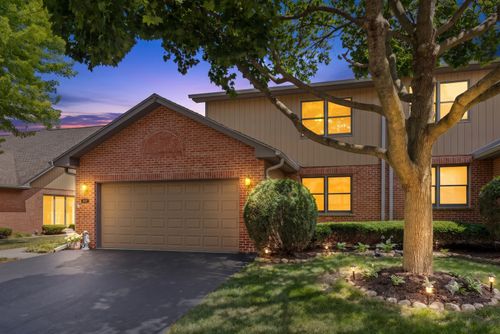 207 Ashley Way, Bloomingdale, IL, 60108-2933 | Card Image