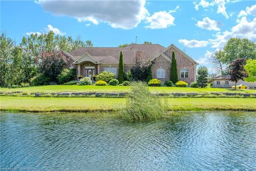 5946 Wellington Rd 86, West Montrose, ON, N0B2V0 | Card Image