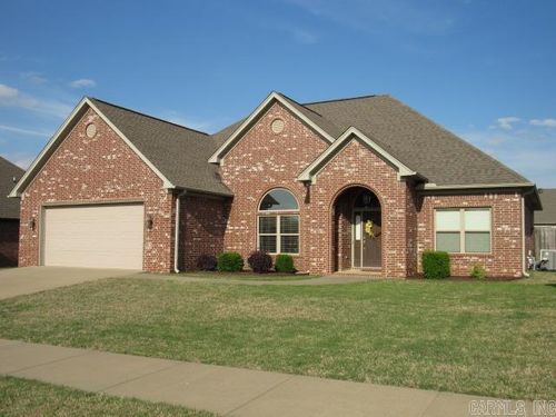 1820 Josh Dr, Conway, AR, 72034-8019 | Card Image
