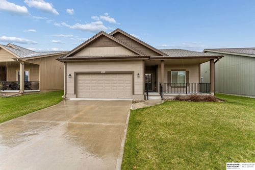 6915 N 142nd Avenue, Omaha, NE, 68114-2 | Card Image