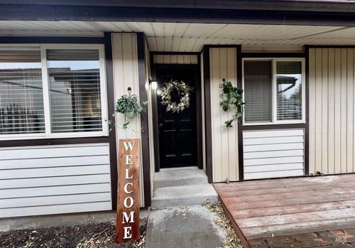 865 Galena Ct, Mountain Home, ID, 83647-1910 | Card Image