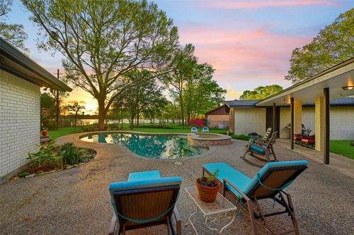 310 Whitecap Dr, El Lago, TX, 77586-5815 | Card Image