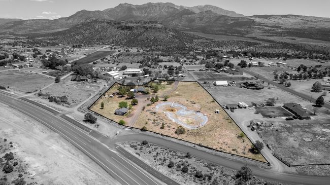 DJI_0940-(lotlines-desaturated) | Image 40