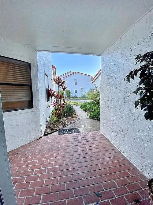 33-5082 Ernst Ct, ORLANDO, FL, 32819-7551 | Card Image