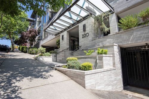 apt-409-220 1st St, Kirkland, WA, 98033-6174 | Card Image