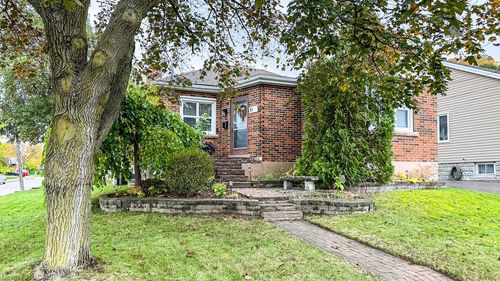 30 Montrose Ave, Hamilton, ON, L8K4X9 | Card Image