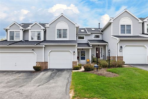15 Leeward Ln, Canandaigua, NY, 14424-2481 | Card Image