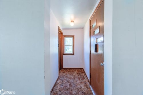1109 Cyclone Ave, Harlan, IA, 51537-1330 | Card Image