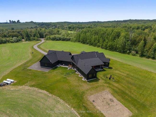 6089 First Line, House other with 7 bedrooms, 6 bathrooms and 20 parking in Orton ON | Image 36