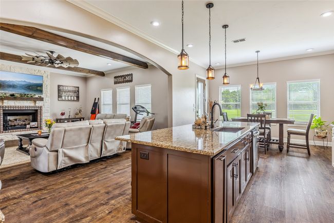 8711 State Highway 11 E, House other with 4 bedrooms, 4 bathrooms and null parking in Commerce TX | Image 12