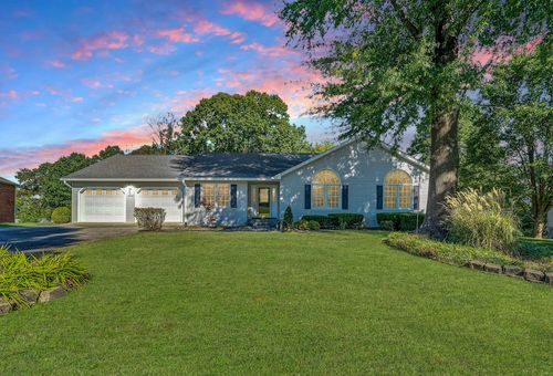 1012 Almond Dr, Vinton, VA, 24179-2802 | Card Image