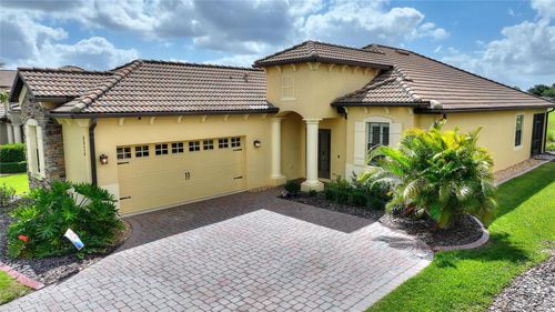 8924 Dove Valley Way, DAVENPORT, FL, 33896-6800 | Card Image