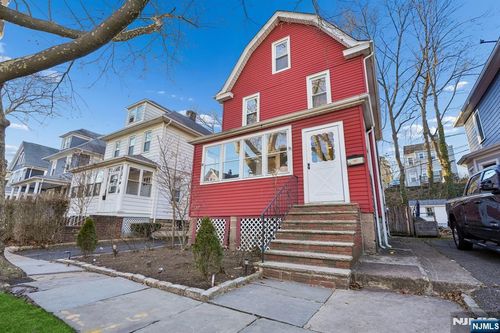 32 Edgewood Rd, Glen Ridge, NJ, 07028-2305 | Card Image