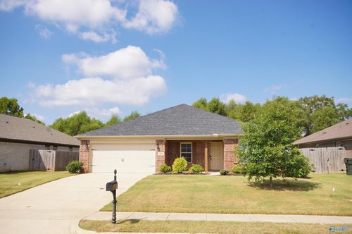 126 Beaver Brook Pl, Toney, AL, 35773-5503 | Card Image