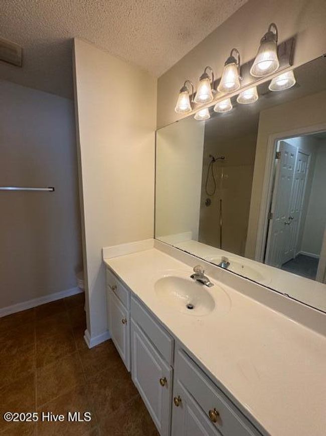F103 - 4613 Mcclelland Dr, Condo with 2 bedrooms, 2 bathrooms and null parking in Wilmington NC | Image 6