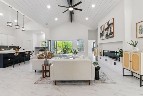 418 Bedford Dr, Spicewood, TX, 78669-3268 | Card Image